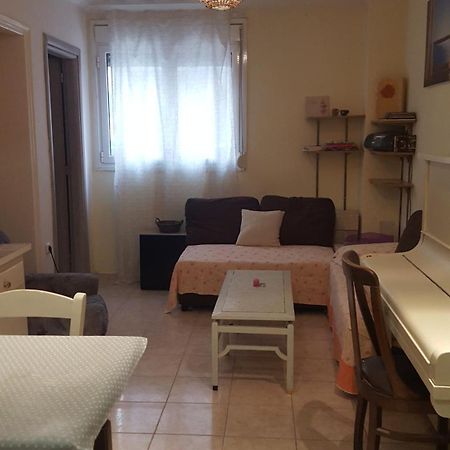 Comfy Home 35Sqm Near National Garden 아테네 외부 사진