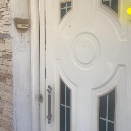 Comfy Home 35Sqm Near National Garden 아테네 외부 사진
